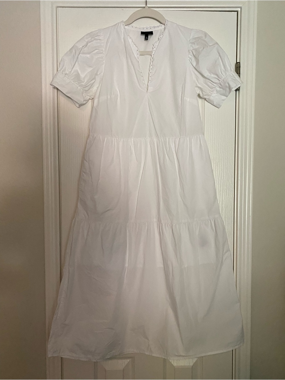 Who What Wear White Tiered Midi Dress